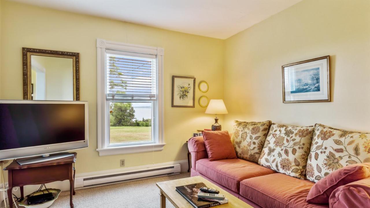 Bayview Pines Country Inn B&B Махоун Бей Екстериор снимка