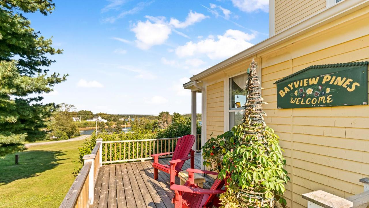 Bayview Pines Country Inn B&B Махоун Бей Екстериор снимка
