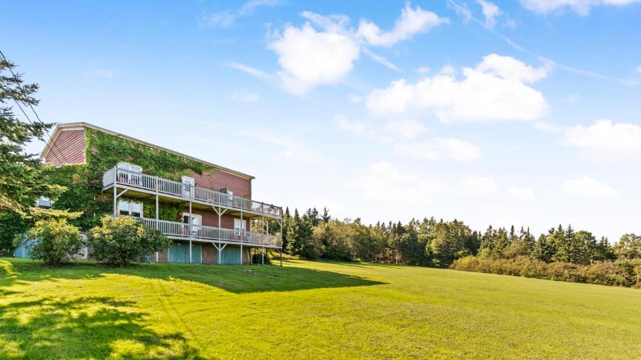 Bayview Pines Country Inn B&B Махоун Бей Екстериор снимка